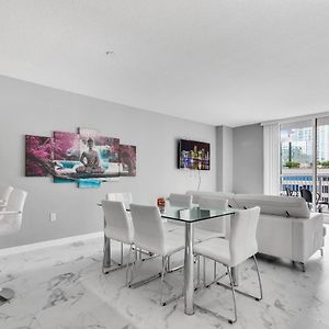 The Club At Brickell Bay Luxury Suites