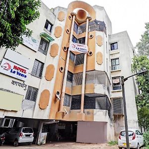 Hotel O La Veera